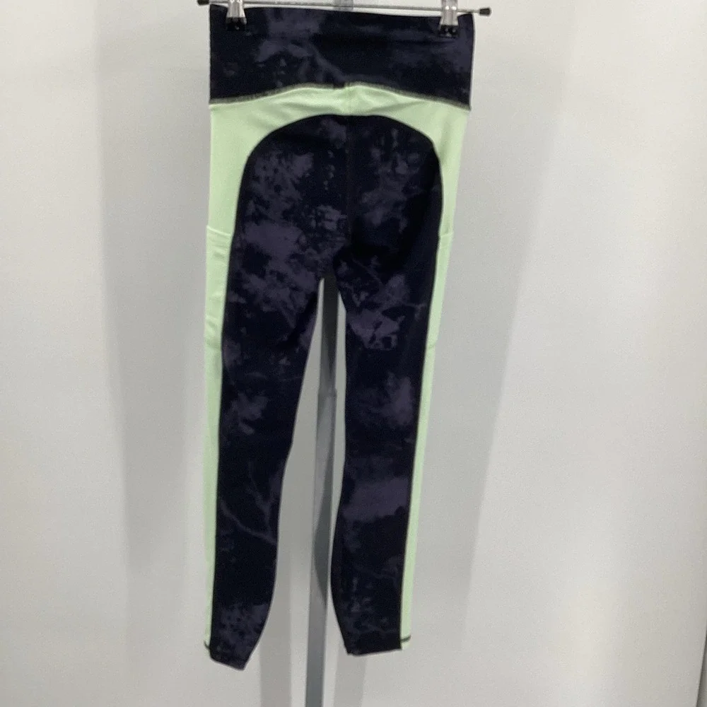 Ladies Under Armour Project Rock athletic leggings‎ Black/white XS